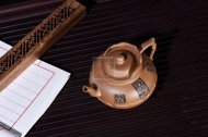 《禪蓮僧帽》宜興紫砂壺中國(guó)工藝美術(shù)大師手工降坡泥僧帽茶壺茶具紫砂泡茶
