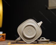 美壺推薦！品名：四方玉鎖作者：工藝美術